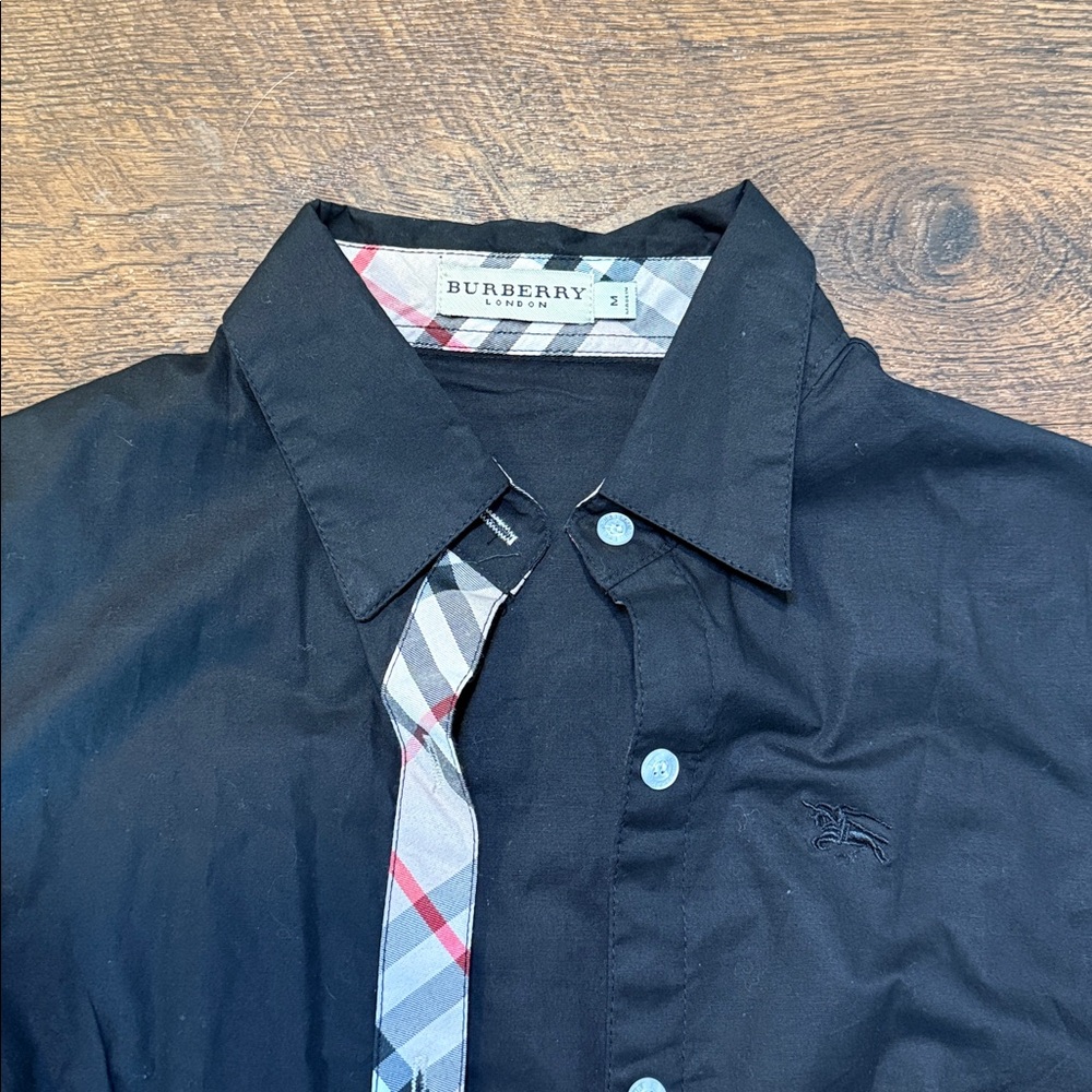 Burberry Black Long Sleeve Button Down Size M - Picture 2 of 5